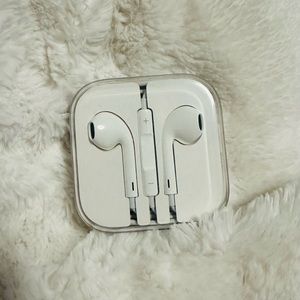 Apple EarPods